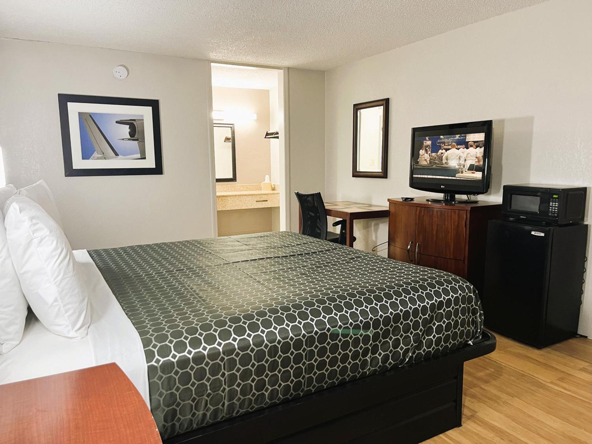 Budgetel Inn Phenix City Eksteriør billede