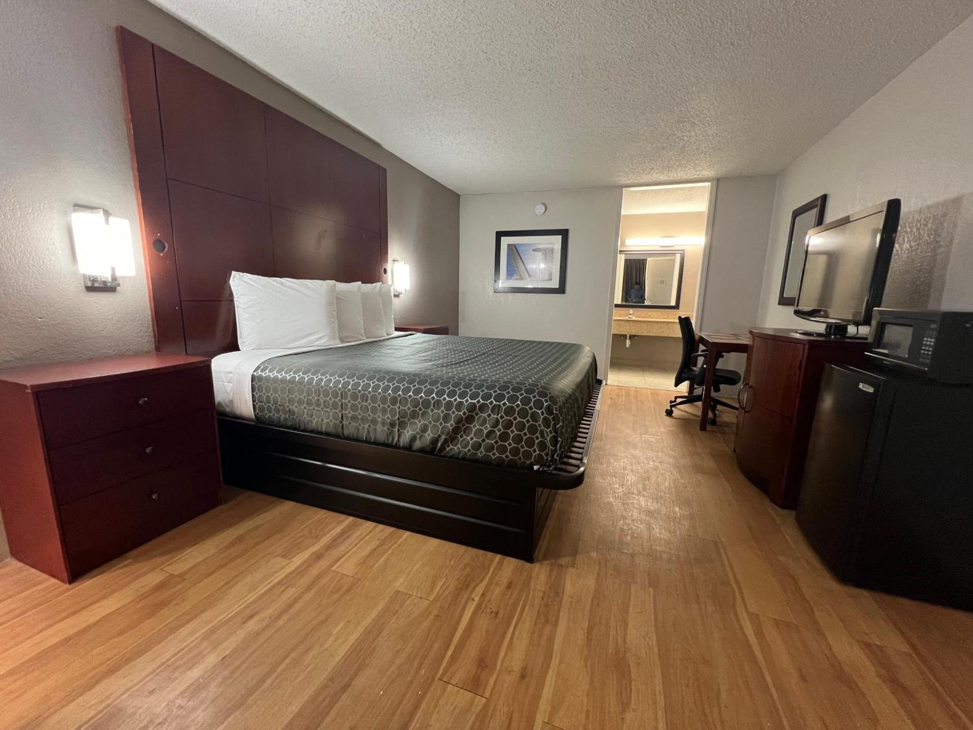 Budgetel Inn Phenix City Eksteriør billede