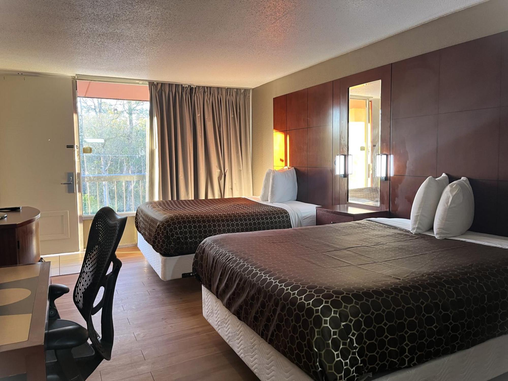 Budgetel Inn Phenix City Eksteriør billede